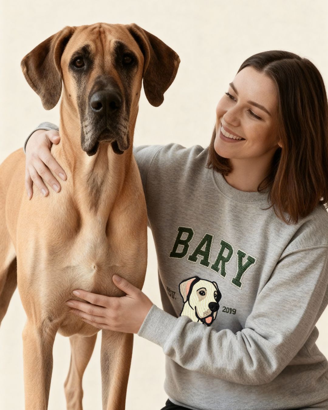 Haftowany University Sweter